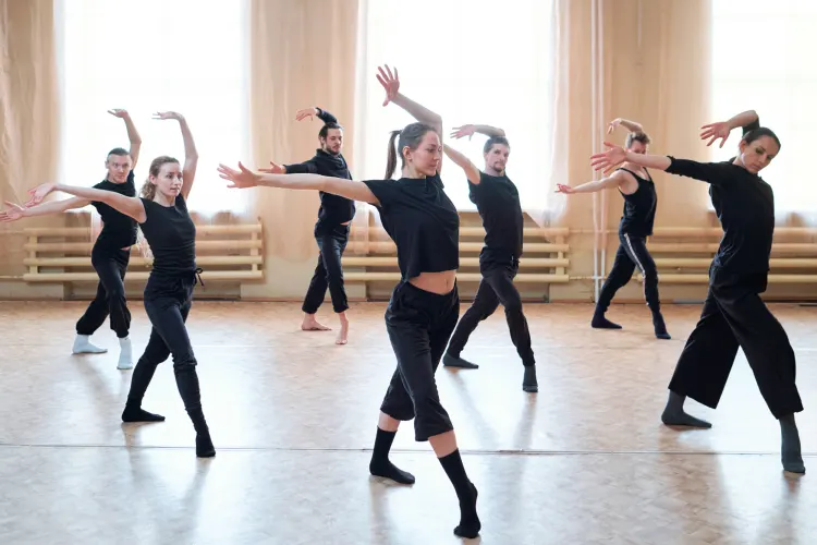Top 5 Dance Styles Every Beginner Should Try in 2025
